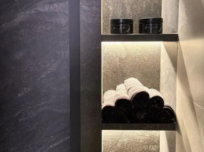 Квартира Дизaйнерcкая двухуровневая в Сириусе