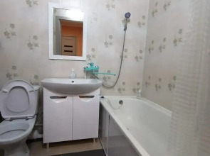 Апартаменты Квартира с лоджией у вокзала