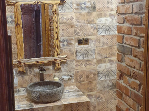 Отель Riverside Inn