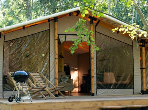 Глэмпинг Хюгге Кэмп Карелия