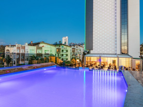 Отель Holiday Inn Antalya Lara