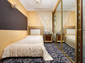 Домбай Пэлас