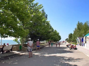 Курортный отель и яхт-клуб Торнадо