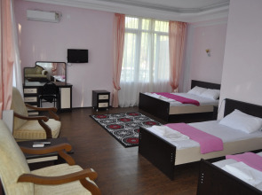 Отель Nine Brothers