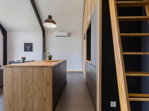 Gostevoy Dom Family Barn Karvala