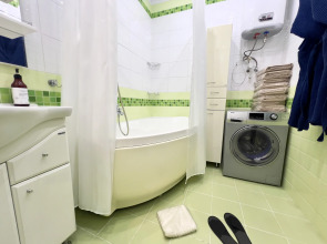 Апартаменты ВыДома в шаге от набережной с видом на Бульвар Дзержинско