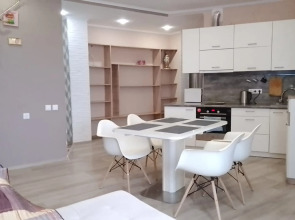 Апартаменты on Oktyabrskaya street