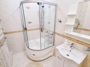 Апартаменты Видовая квартира возле парка