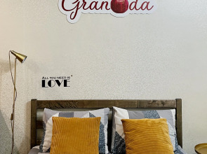 Студия Granada уютная современная в новом доме