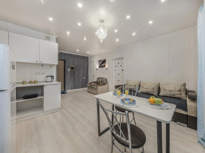 Квартира на Братьев Кашириных 131