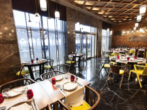 Отель Elexus Hotel Resort & Spa & Casino