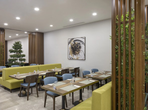 Отель Hampton by Hilton Istanbul Arnavutkoy