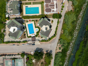 Apartments River Park Residence Lara