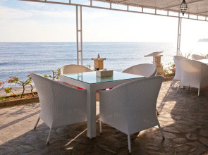 Отель Bondalem Beach Club