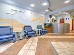 Отель Ламбат