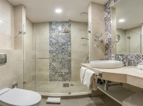 Golden Tulip Borjomi