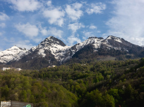 Апартаменты Море Апартаментов на Эстонской 37/9  - 1