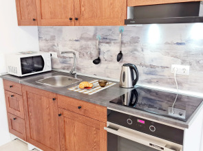 Квартра на Ларюшина