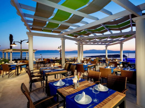 Royal Teos Thermal Resort Clinic & Spa (Halal Hotel)