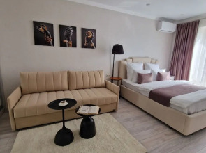 Квартира Flatirini с панорамными окнами в ЖК Весна