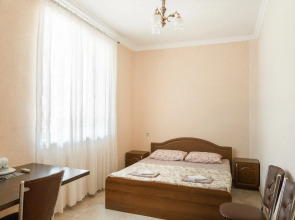 Отель Кипарис