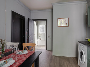 Апартаменты Кварт-Отель, Садовая-Триумфальная, 18