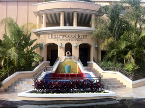 The Hollywood Hotel