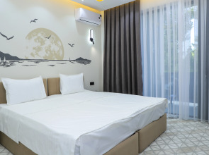 Отель Rich Land