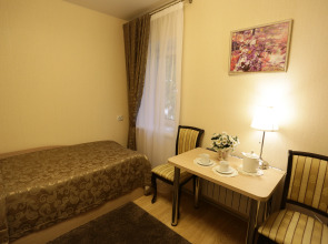 Отель Астра