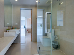 Апартаменты Veloche Group by Continent