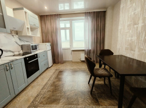 Квартира Большая с видом на реку