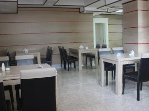 Отель Нобель