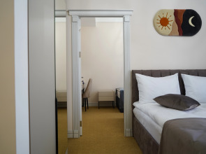 Отель Igit Plaza