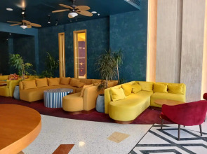 Апартаменты Дизайнерские с бассейном и морем вместимостью от 1 до 3 гостей от собственника