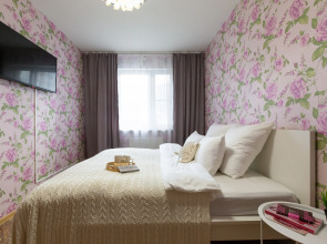 Апартаменты 2комнатные с балконом в мкр "Зеленый Бор"