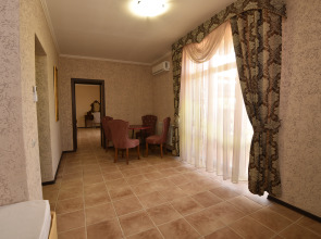 Отель Замок Азов