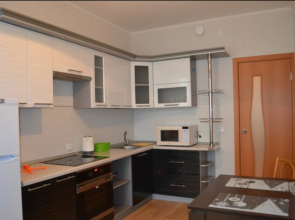 Апартаменты на шоссе Космонавтов 118