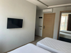 Отель Zeynel Konyaalti