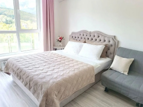 Квартира-студия с панорамным видом на горы