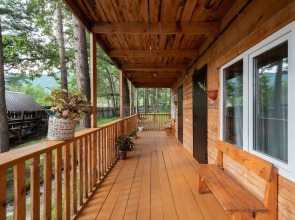 Отель Дом у реки