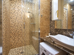 Апартаменты Уютная Студия с большой лоджией в доме бизнес-класса