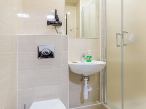 Отель Very Hotel