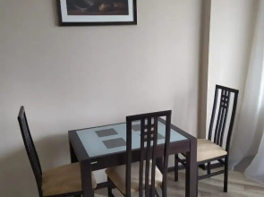 Апартаменты Коммунистическая 25