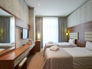 Отель Boulevard Side