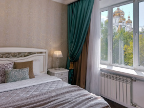 Квартира Большая трехкомнатная квартира с видом на Храм