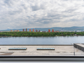 Квартира KRASROOM на Набережной Енисея