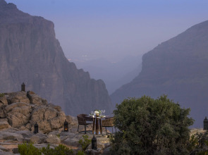 Курортный отель Anantara Al Jabal Al Akhdar Resort