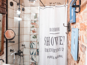 Апартаменты Дом у Реки loft Усадьба на Черниговской