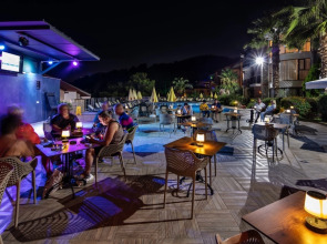 Отель Golden Life Heights Deluxe Suite