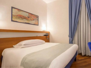Отель Best Western Plus Hotel Plaza Napoli